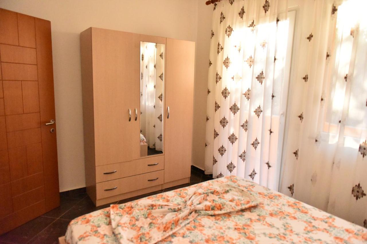 Appartement For Vacations In *